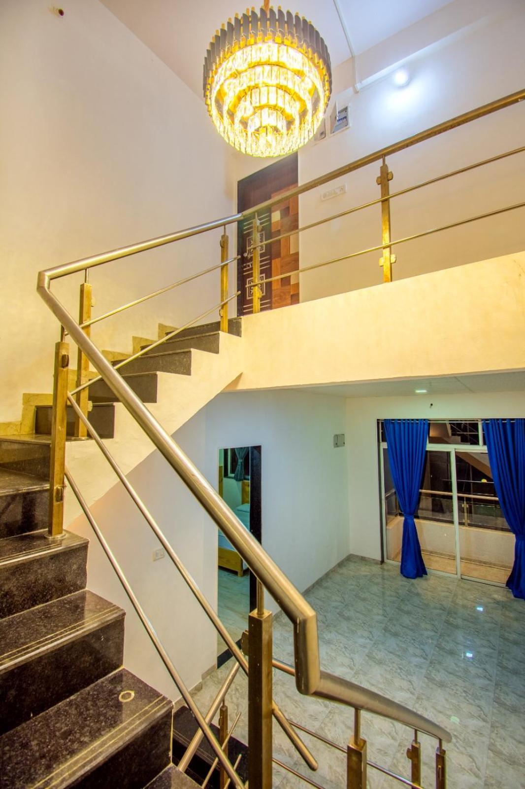 Empyrean Stay Ll 6Bhk Ll Royal Bramha Palace Ll Pvt Pool Ll Lonavala Eksteriør billede