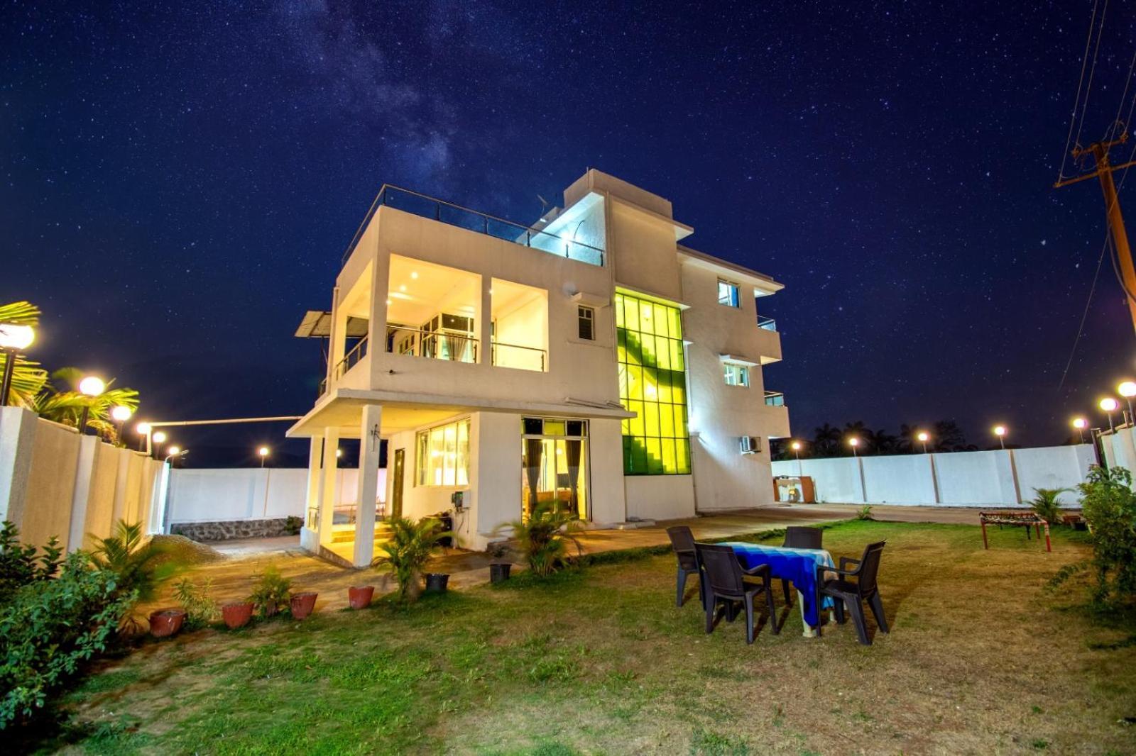 Empyrean Stay Ll 6Bhk Ll Royal Bramha Palace Ll Pvt Pool Ll Lonavala Eksteriør billede