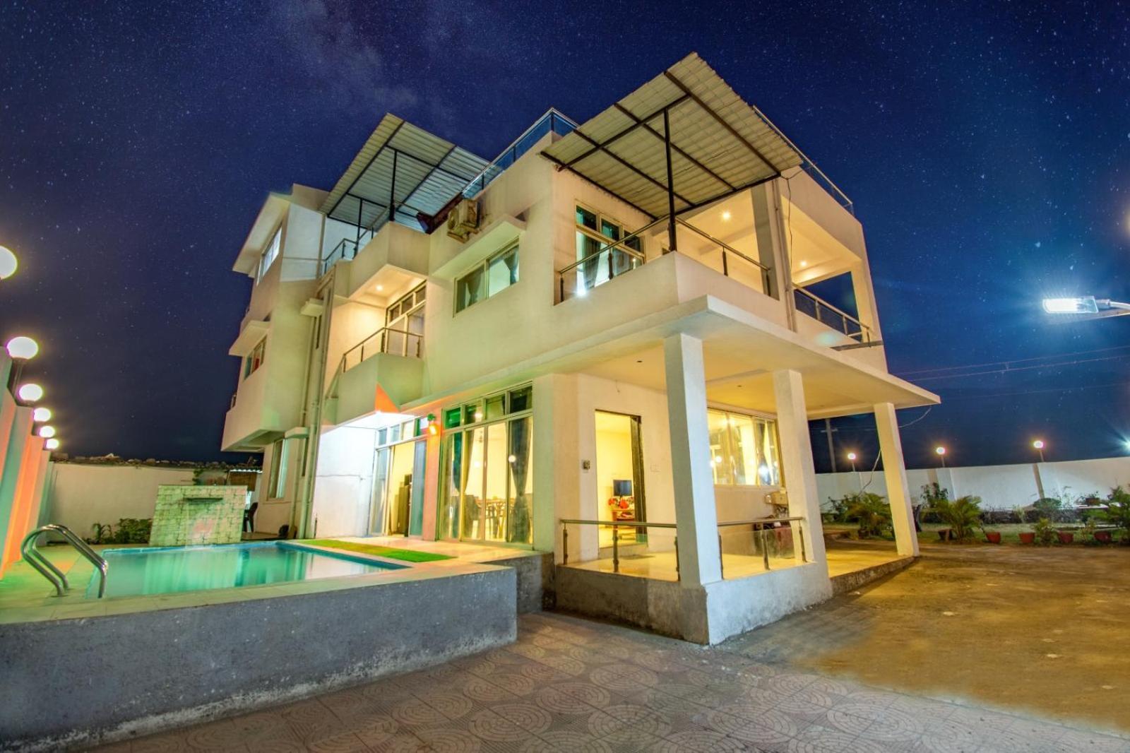 Empyrean Stay Ll 6Bhk Ll Royal Bramha Palace Ll Pvt Pool Ll Lonavala Eksteriør billede