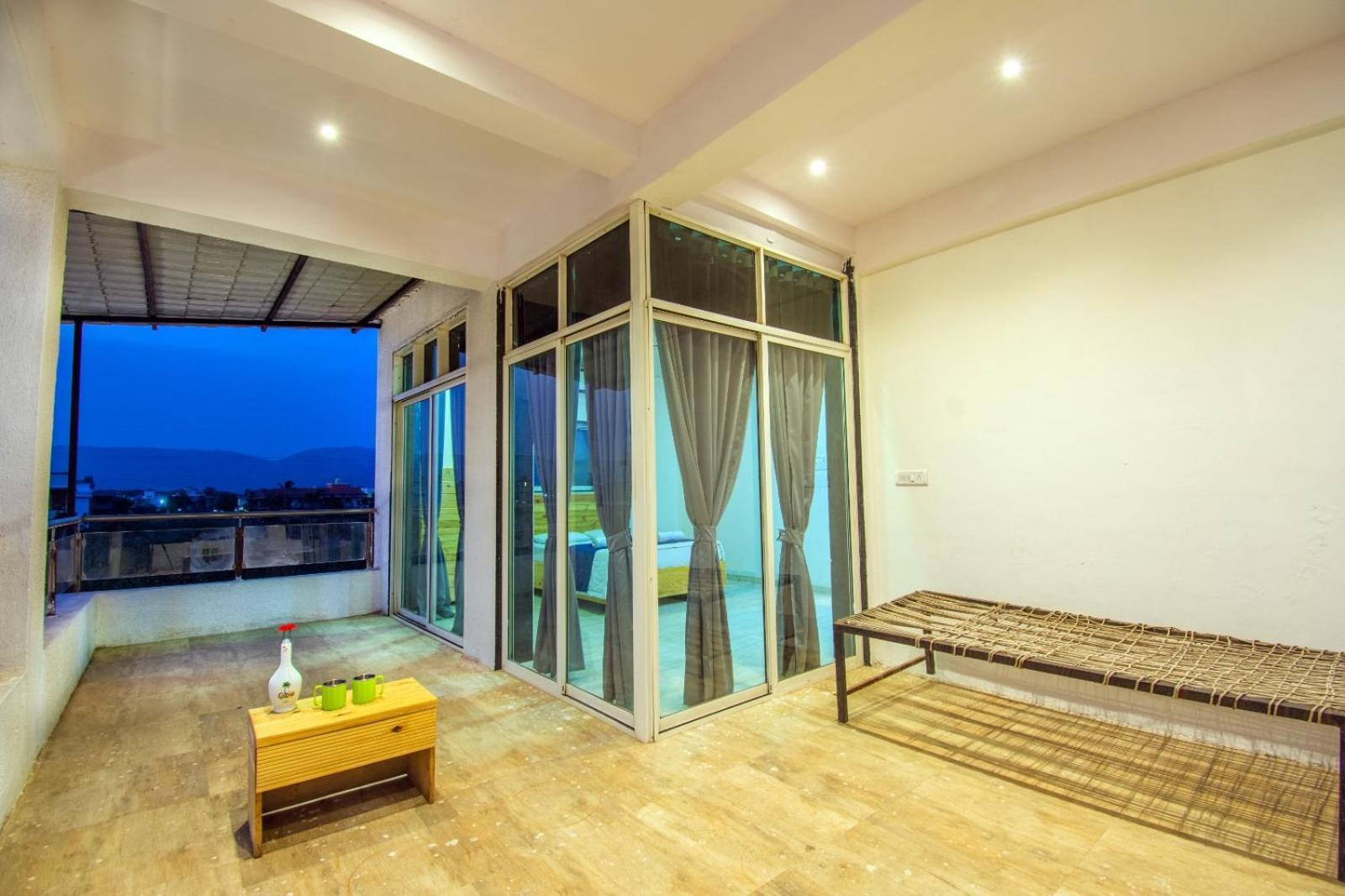 Empyrean Stay Ll 6Bhk Ll Royal Bramha Palace Ll Pvt Pool Ll Lonavala Eksteriør billede